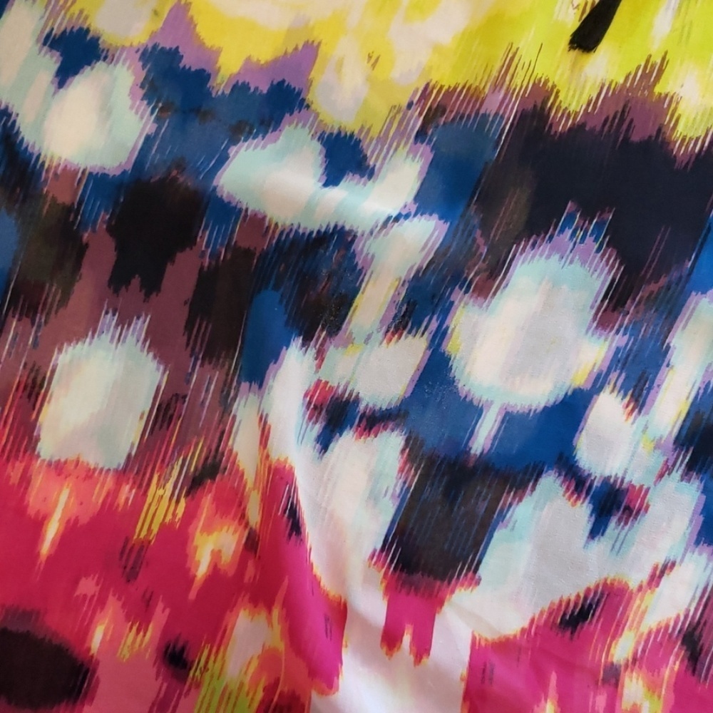 Milly semisheer watercolor floral blouse. - Picture 2 of 4
